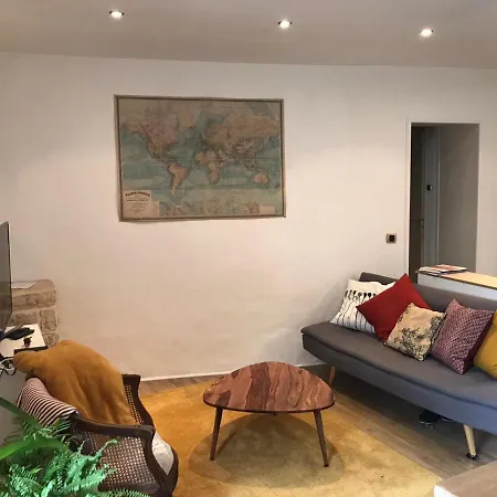 Superbe T2 50m2 Coeur Historique De Senlis Du 17eme Siecle Διαμέρισμα *