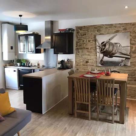Superbe T2 50m2 Coeur Historique De Senlis Du 17eme Siecle Διαμέρισμα *