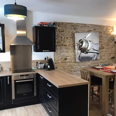 Superbe T2 50m2 Coeur Historique De Senlis Du 17eme Siecle Διαμέρισμα Senlis (Oise)